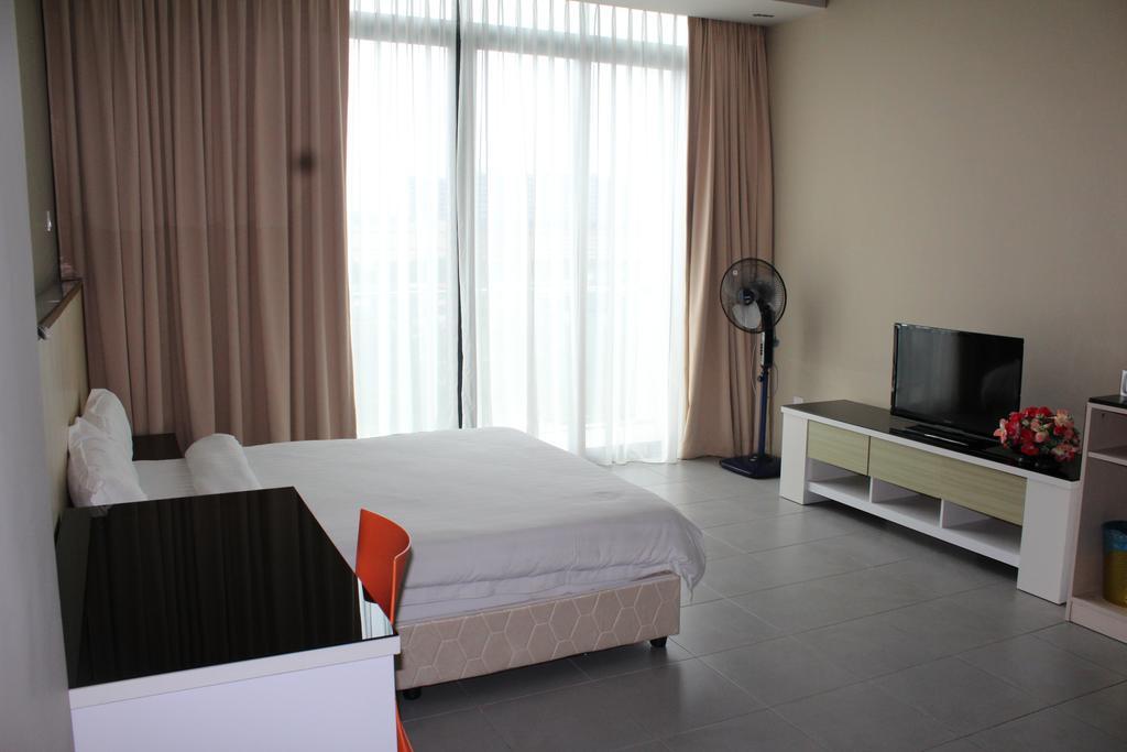 Tribeca Suites Кучинг Экстерьер фото