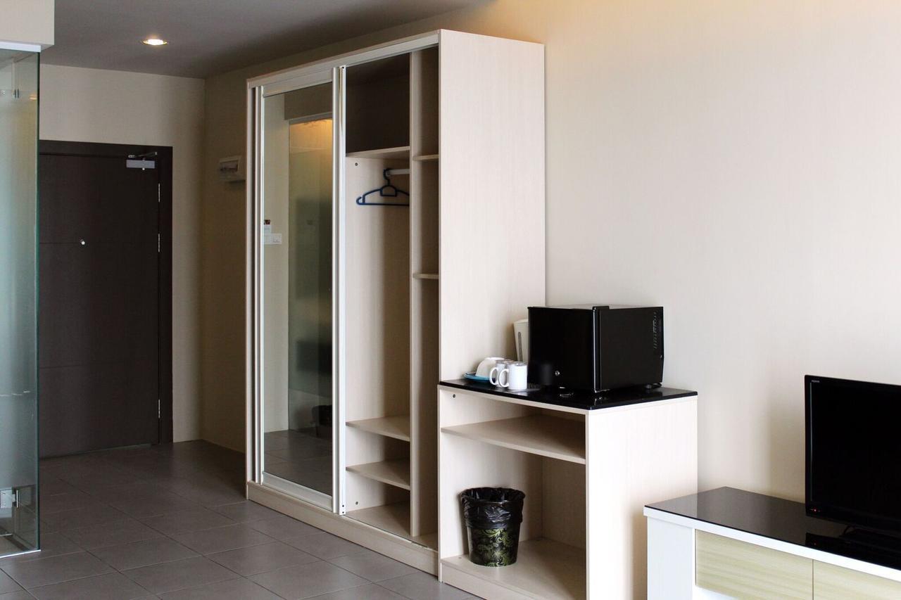 Tribeca Suites Кучинг Экстерьер фото